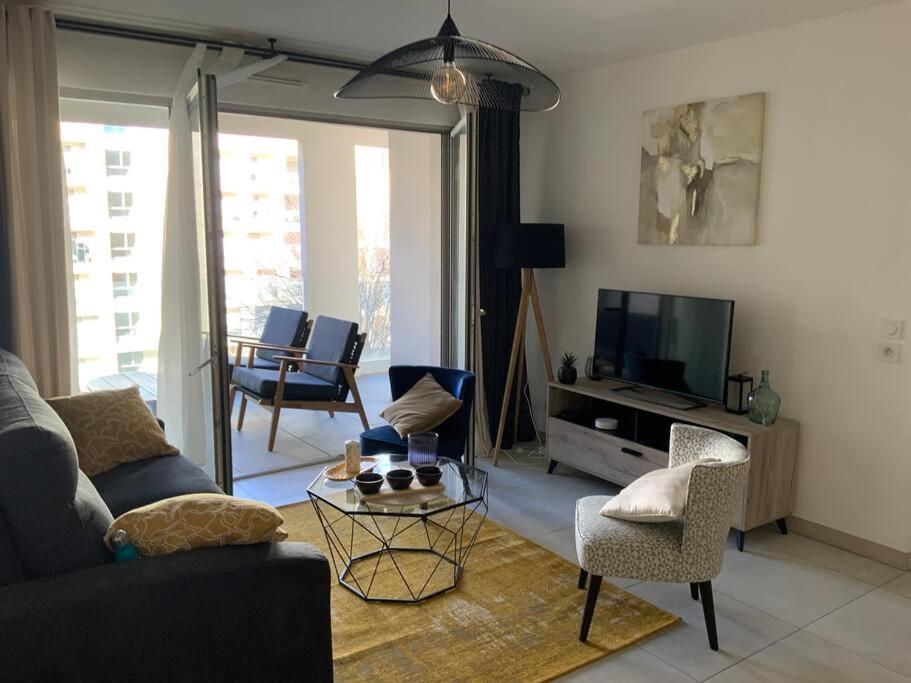 Logement Cosy Climatise Avec Parking Aix-en-Provence Extérieur photo