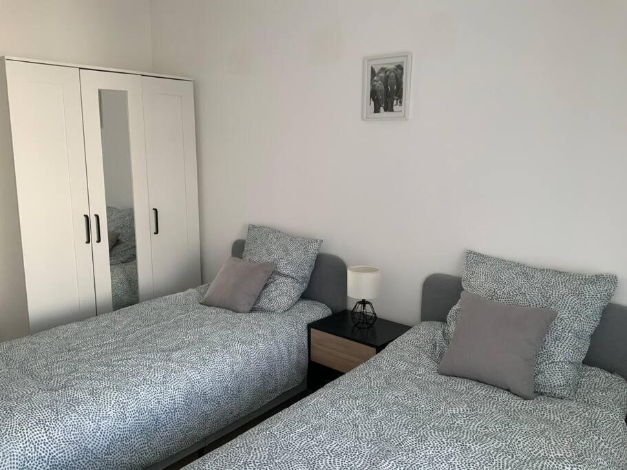Logement Cosy Climatise Avec Parking Aix-en-Provence Extérieur photo